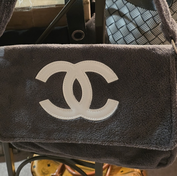Chanel Precision Bag In Grey - Picture 2 of 7